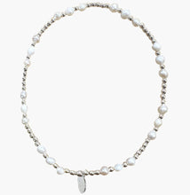 Load image into Gallery viewer, 3 Pearl Silver Bracelet