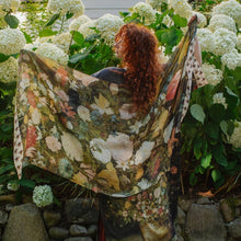 Load image into Gallery viewer, 'I Dream In Flowers' Bamboo Scarf with Bees - Market of Stars