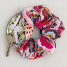 Load image into Gallery viewer, Meadow Light Pink Scrunchie with Hideaway Pocket