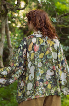 Load image into Gallery viewer, 'I Dream in Flowers' Pixie Cropped Kimono - Market of Stars