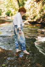 Load image into Gallery viewer, 'Let the Light In' Linen Cropped Artist Pants - Market of Stars