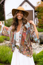 Load image into Gallery viewer, &#39;Love Language&#39; Cropped Kimono - Market of Stars