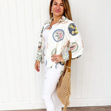 Load image into Gallery viewer, "Sara" Top in Our Aussie Way Print