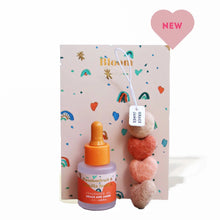 Load image into Gallery viewer, Passionfruit & Vanilla Sorbet Heart Felt Air Freshener