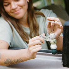 Load image into Gallery viewer, Serene Smelly Balls With Native Trees Fragrance Gift Set