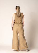 Load image into Gallery viewer, Desert Toyah Singlet