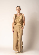 Load image into Gallery viewer, Desert Toyah Singlet