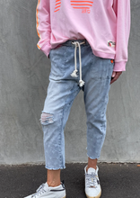 Load image into Gallery viewer, Hammill & Co Faded Star Cropped Jean
