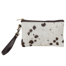 Load image into Gallery viewer, Toronto Cowhide Clutch - Dark Brown Leather