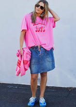 Load image into Gallery viewer, Hot Pink Dreamer 1976 Retro Tee - Hammill &amp; Co