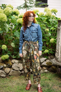 'I Dream in Flowers' Linen Cropped Artist Pants - Market of Stars