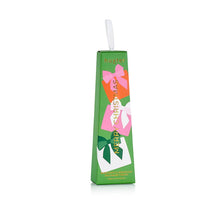 Load image into Gallery viewer, Bergamot &amp; Cedarleaf Hanging Hand Cream - Green