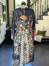 Load image into Gallery viewer, &#39;I Dream In Flowers&#39; Kimono Duster Robe - Market of Stars