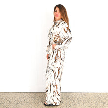 Load image into Gallery viewer, &quot;Adriana&quot; Top in Snow Leopard Print