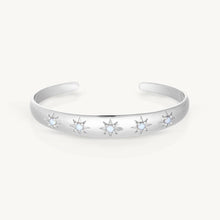 Load image into Gallery viewer, Silver bracelet with star-shaped stones on a white background