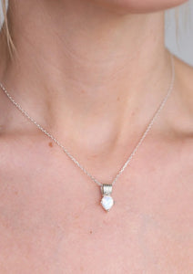 Amie Moonstone Silver Necklace - ToniMay