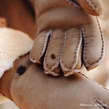 Load image into Gallery viewer, Apollo Bay Gloves - EMU Australia