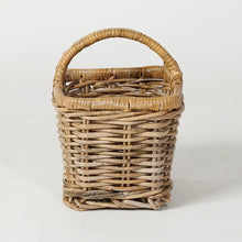 Load image into Gallery viewer, Applewood Kubu Cane Carry Basket