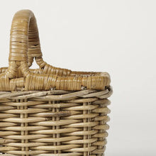 Load image into Gallery viewer, Applewood Kubu Cane Carry Basket