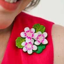 Load image into Gallery viewer, Austral Stork's-Bill Brooch - Erstwilder x Royal Botanic Gardens Victoria
