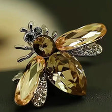 Load image into Gallery viewer, Bee Brooch