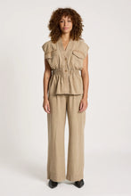 Load image into Gallery viewer, Fawn Bodhi Denim Vest - eb + ive