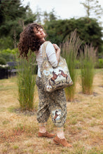 Load image into Gallery viewer, &#39;Born To Run&#39; Linen Tote Bag - Market of Stars