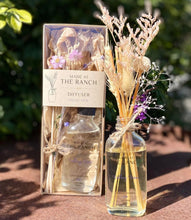 Load image into Gallery viewer, &#39;Valley View&#39; Botanical Diffuser - Made At The Ranch