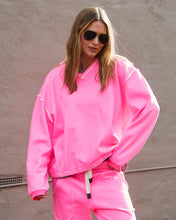 Load image into Gallery viewer, Capri Hot Pink Sweat - Hammill &amp; Co