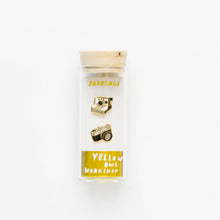 Load image into Gallery viewer, Cameras Earrings