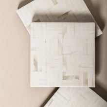 Load image into Gallery viewer, Camille Bone Coaster Set