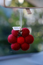 Load image into Gallery viewer, Cedarleaf &amp; Spice Christmas Felt Air Freshener