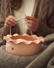 Load image into Gallery viewer, Coral Yarn Bowl / RGA x Cardigang