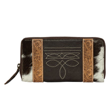 Load image into Gallery viewer, Moore Brown &amp; White Cowhide &amp; Tooled Leather Boot Stitch Zip Wallet