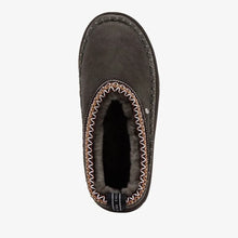 Load image into Gallery viewer, Dark Olive Sharky Adventure Scuff - EMU Australia