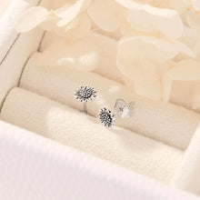 Load image into Gallery viewer, Delicate Sunflower Silver Studs