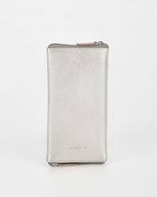Load image into Gallery viewer, Silver Dublin Soft Leather Double Sided Glasses Case - Cobb &amp; Co