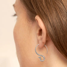 Load image into Gallery viewer, Cobra Silver Hoop Earrings