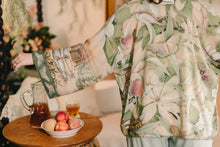 Load image into Gallery viewer, 'Fleur De Soleil' Pixie Duster Cropped Kimono - Market of Stars