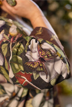 Load image into Gallery viewer, &#39;Fleur De Lune&#39; Pixie Duster Cropped Kimono - Market of Stars