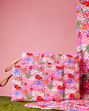 Load image into Gallery viewer, Flowerburst Wet Bag
