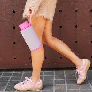 Neon Pink Bottle with Lilac Haze Cactus Leather Sleeve 34oz/1L - Frank Green