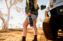 Load image into Gallery viewer, Black 1L Cruise Drink Bottle - Fridgy