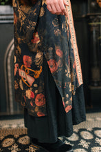 Load image into Gallery viewer, &#39;Heart Of Gold&#39; Opera Duster Kimono Robe - Market of Stars