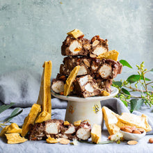 Load image into Gallery viewer, Honeycomb Highway Rocky Road Pebbly Bar 100g