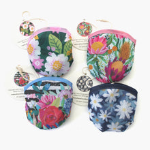 Load image into Gallery viewer, Purse Size Twist Fan - Inflorescence