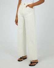Load image into Gallery viewer, Jacqui Wide Leg Jean in Vintage White - All About Eve