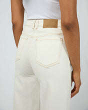 Load image into Gallery viewer, Jacqui Wide Leg Jean in Vintage White - All About Eve