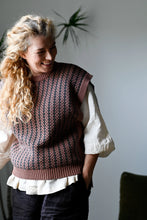 Load image into Gallery viewer, Clove Jo Vest - Lazybones