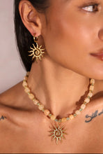 Load image into Gallery viewer, Liora Earrings